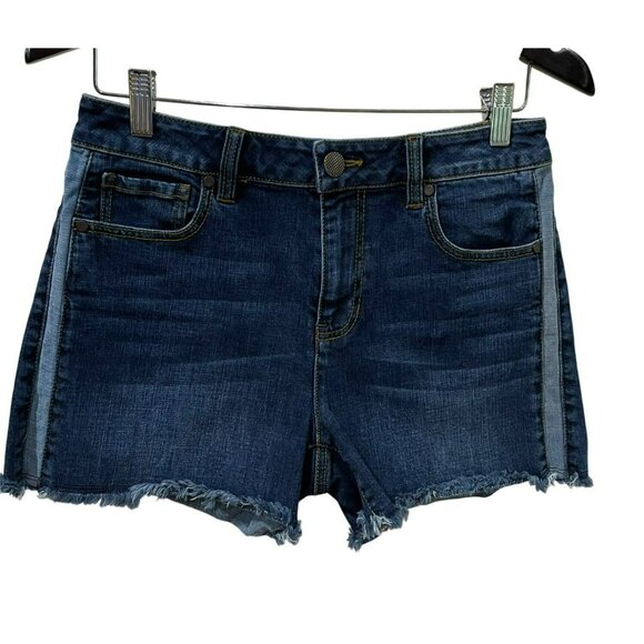 Cabi Womens Distressed Denim Shorts Size 4 Frayed Hem Two-Tone Blue Cotton Blend - Picture 1 of 5